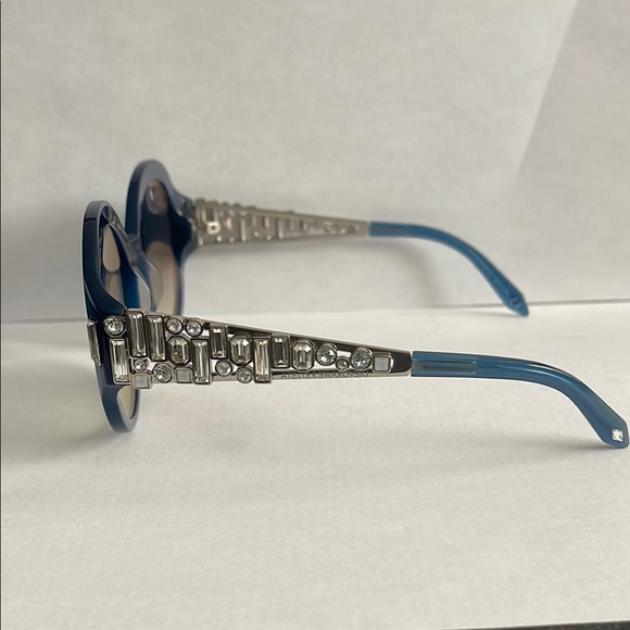 Atelier Swarovski Blue Gradient Sunglasses with Vintage-Inspired Design - Picture 3 of 4